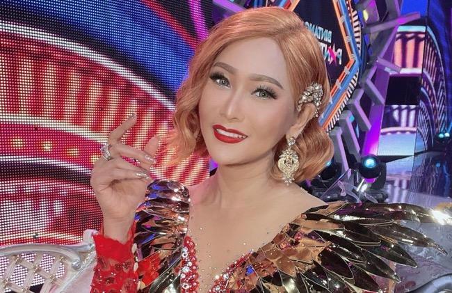 Artis Dangdut, Asal Pasuruan Inul Daratista Terkenal Dengan Goyang Ngebor
